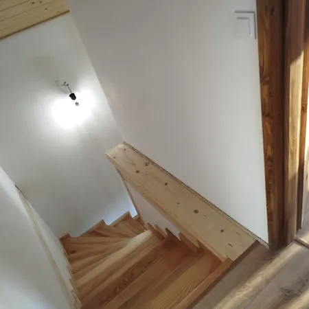 Pod Zlotym Groniem Na Glebokim *